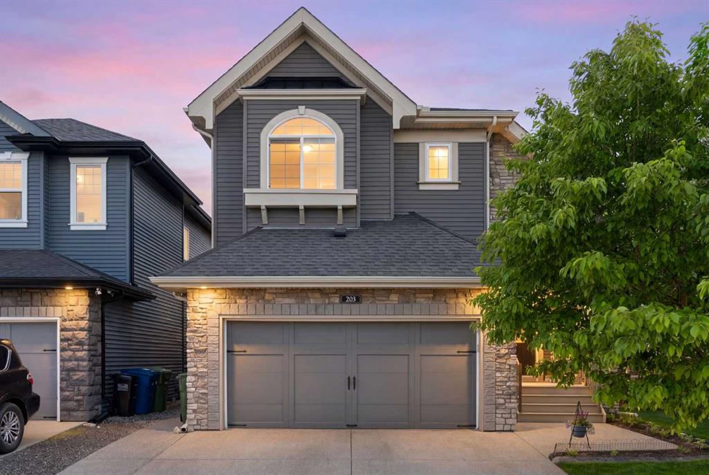 Picture of 203 Cooperstown Lane SW, Airdrie Real Estate Listing