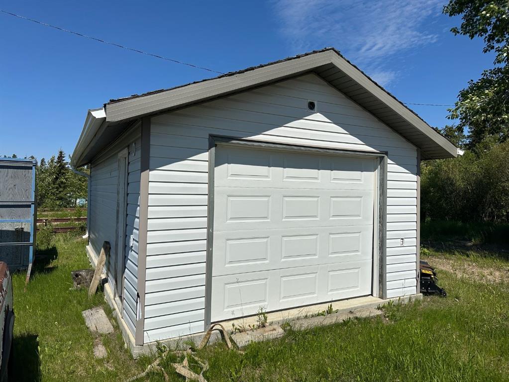 Picture of 5132 Swan Crescent  , Swan Hills Real Estate Listing