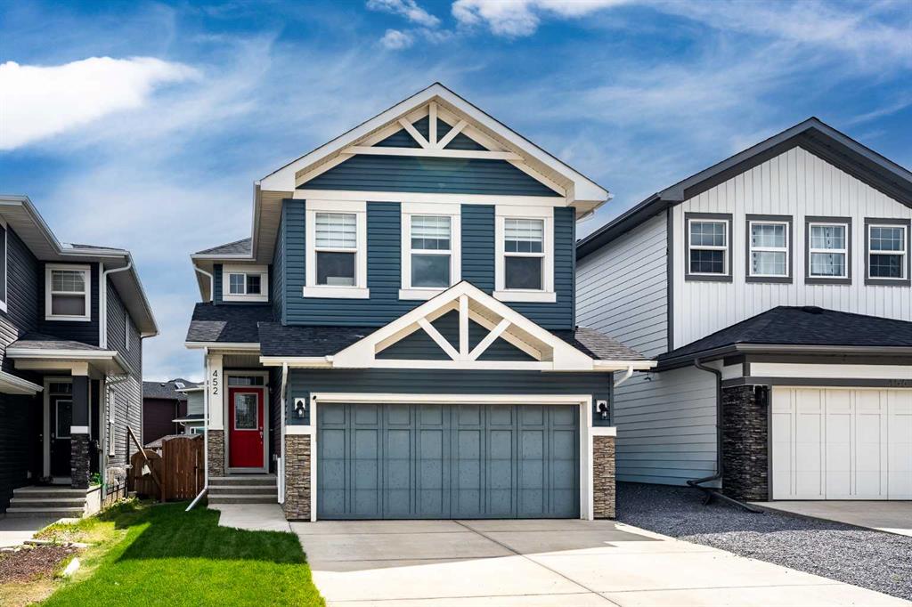 Picture of 452 Evansglen Drive NW, Calgary Real Estate Listing