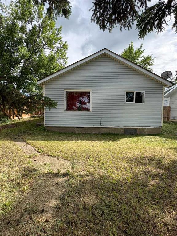 Picture of 4804 46th Avenue , Spirit River Real Estate Listing