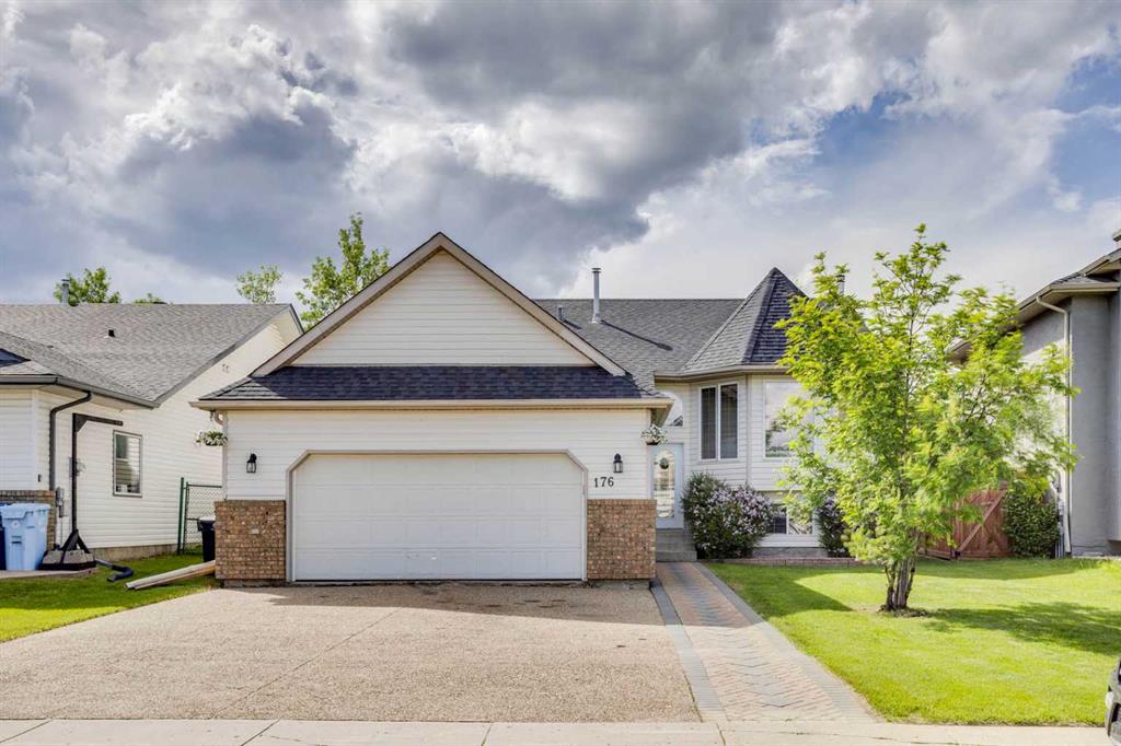 Picture of 176 Burton Place , Fort McMurray Real Estate Listing