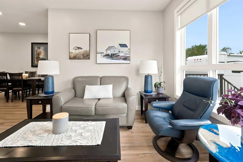 Picture of 99 Gray Close , Sylvan Lake Real Estate Listing