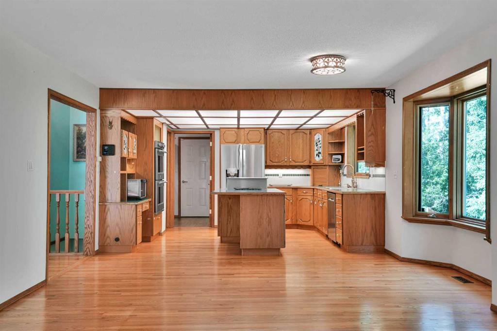 Picture of 27 Elk Valley Place , Rural Rocky View County Real Estate Listing