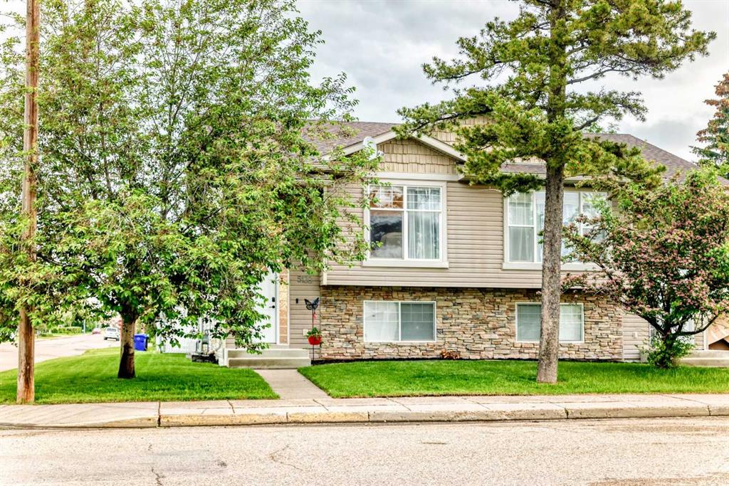 Picture of 5138 51 Street , Olds Real Estate Listing
