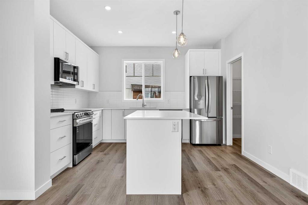 Picture of 104, 28 Red Embers Plaza NE, Calgary Real Estate Listing