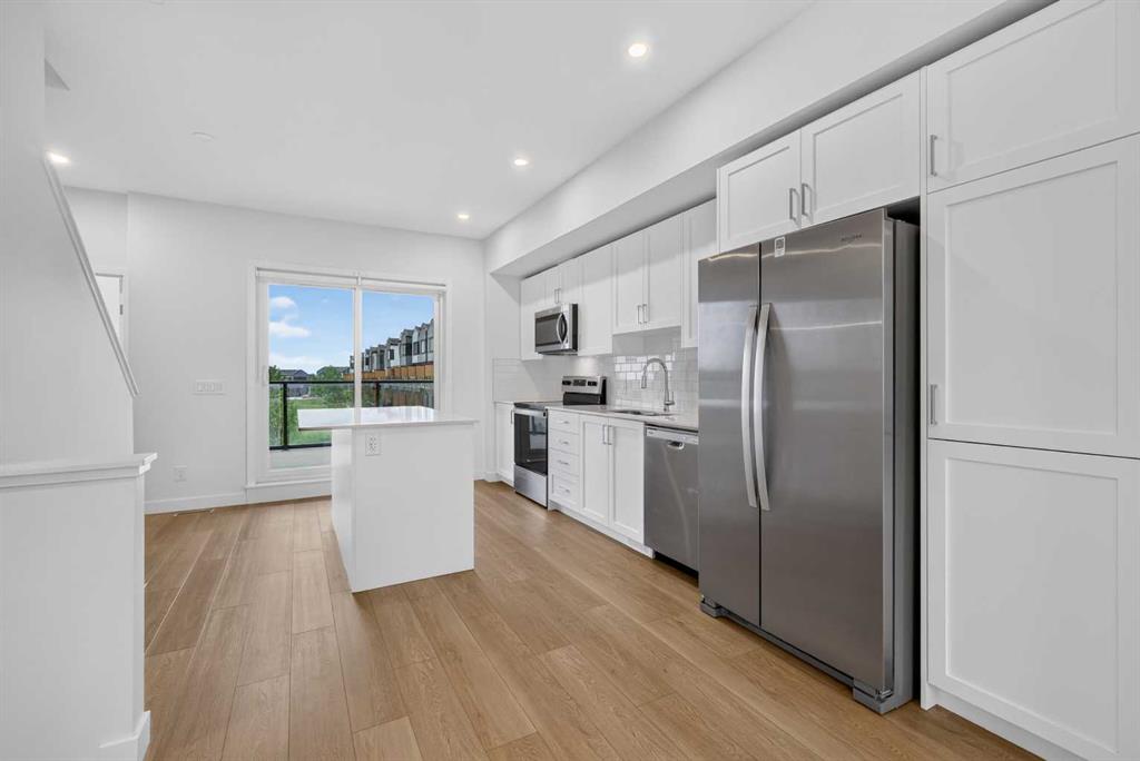 Picture of 8554 19 Avenue SE, Calgary Real Estate Listing