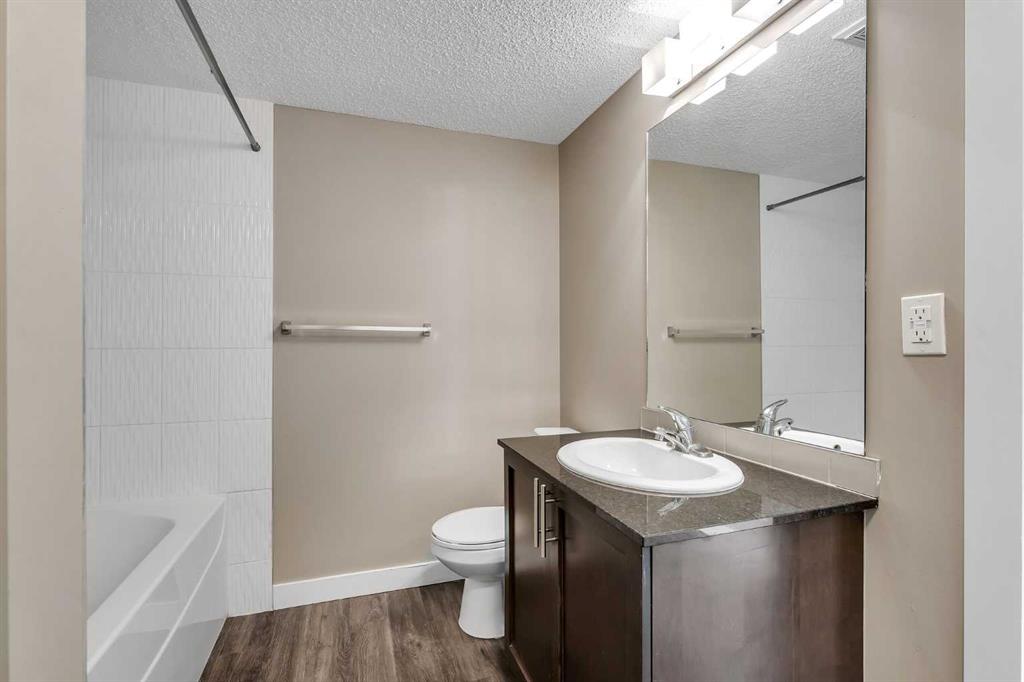Picture of 312, 10 Kincora Glen Park NW, Calgary Real Estate Listing