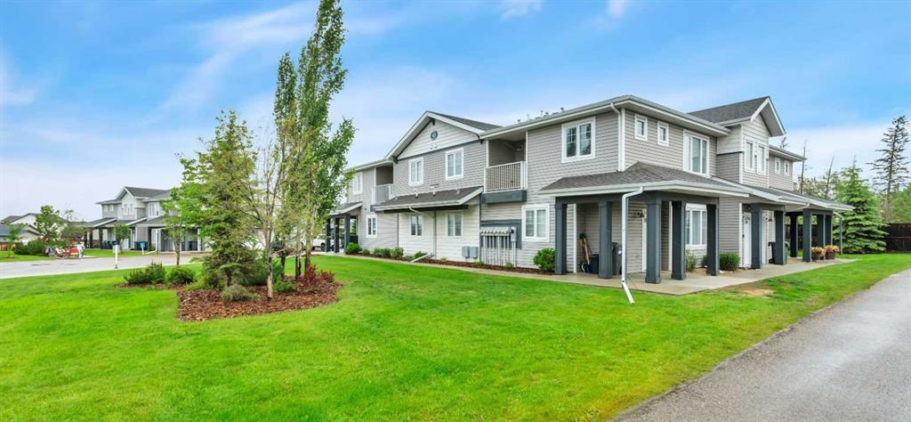 Picture of 200, 43 Reid Court , Sylvan Lake Real Estate Listing