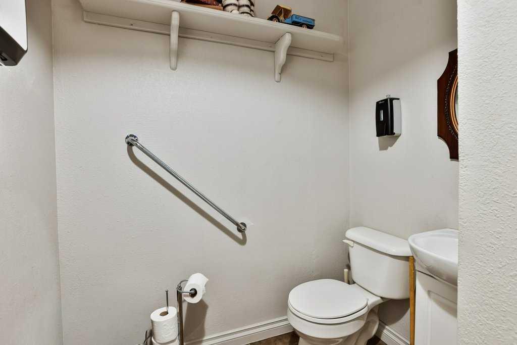 Picture of 5224 48 Avenue , Taber Real Estate Listing