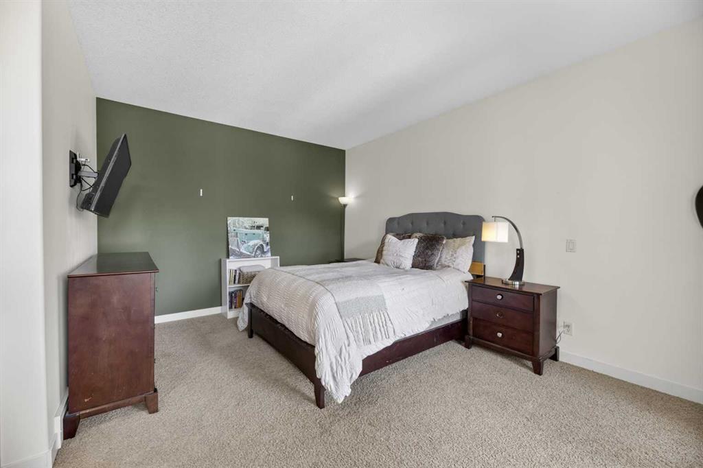 Picture of 262035 Range Road 282  , Rural Rocky View County Real Estate Listing