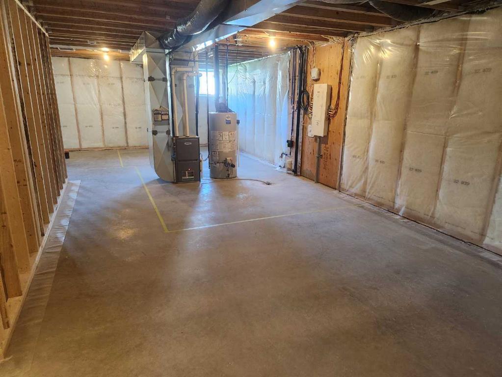 Picture of 419 Meadowlark Way , Vulcan Real Estate Listing