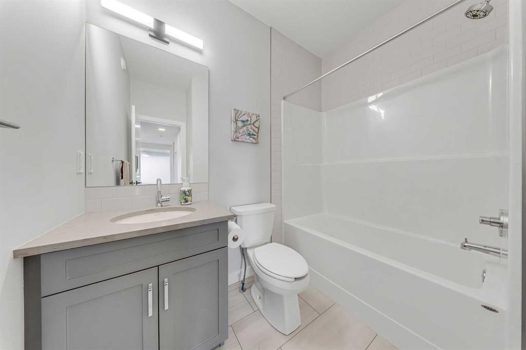 Picture of 82 Belvedere Green SE, Calgary Real Estate Listing