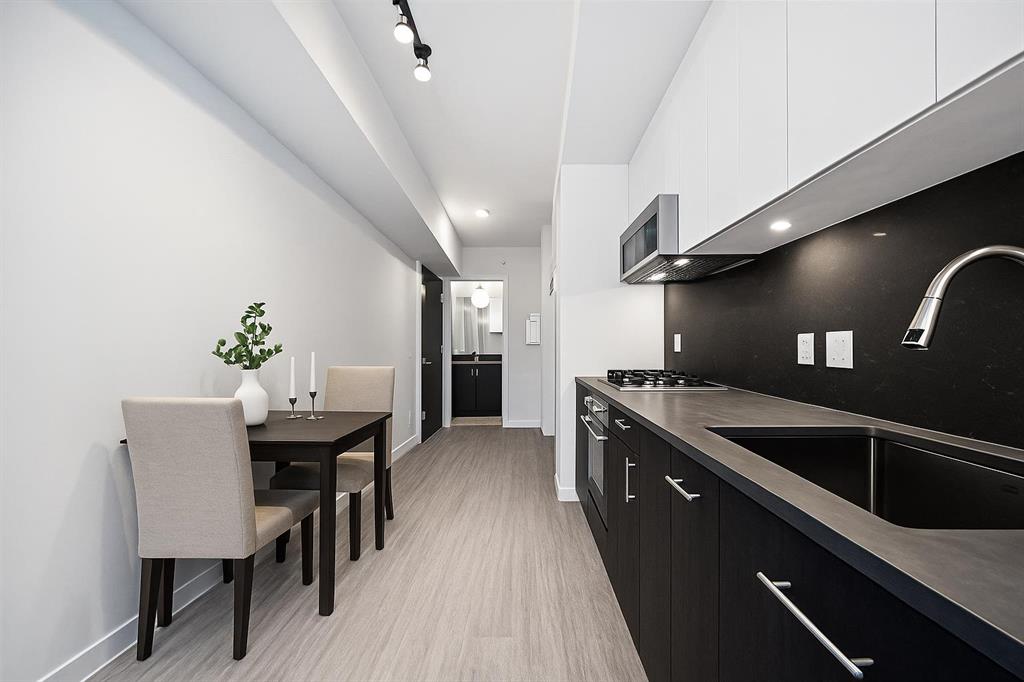 Picture of 704, 730 2 Avenue SW, Calgary Real Estate Listing