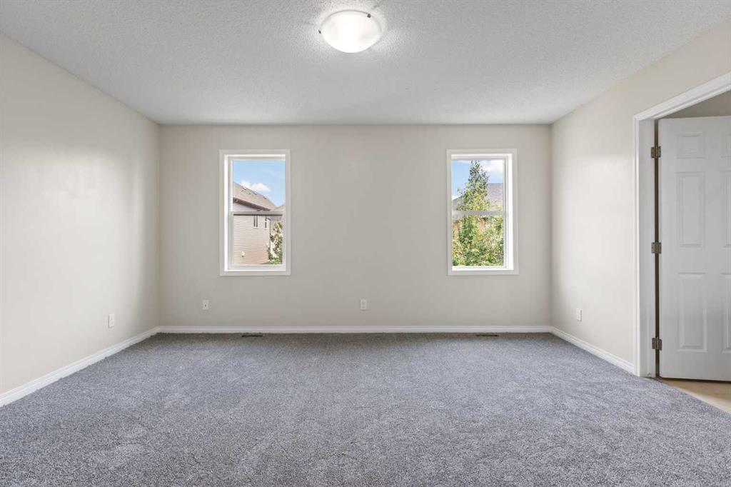 Picture of 137 Windridge Road SW, Airdrie Real Estate Listing
