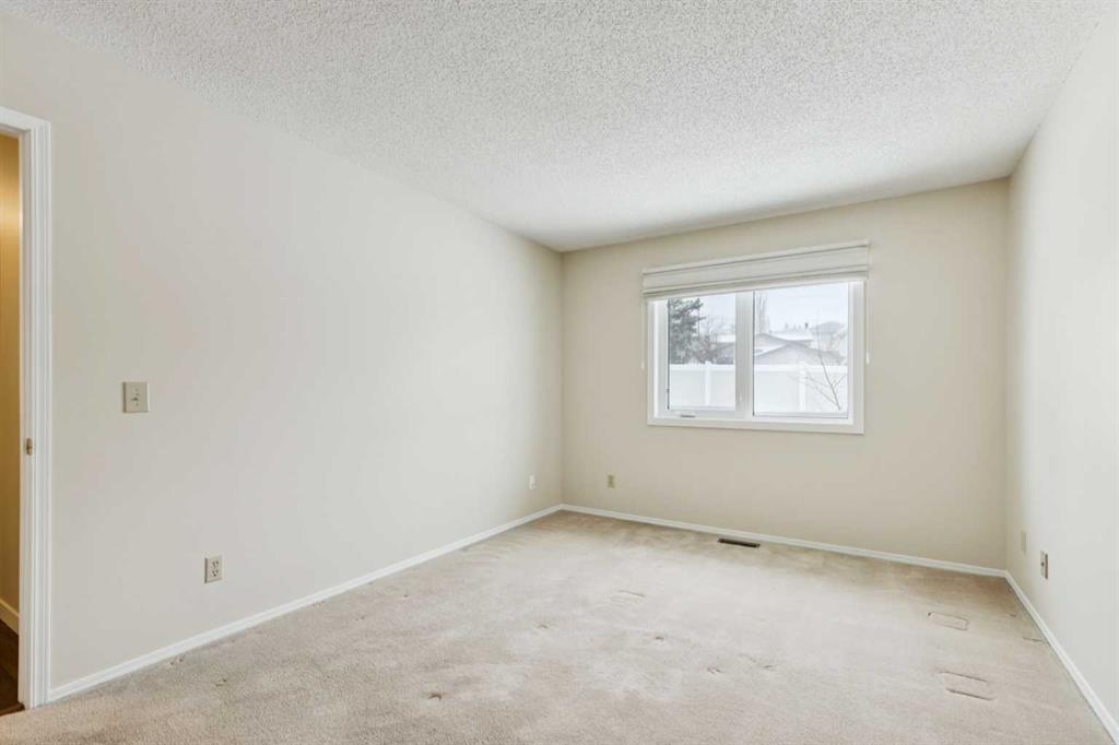 Picture of 43 MacEwan Park Heights NW, Calgary Real Estate Listing