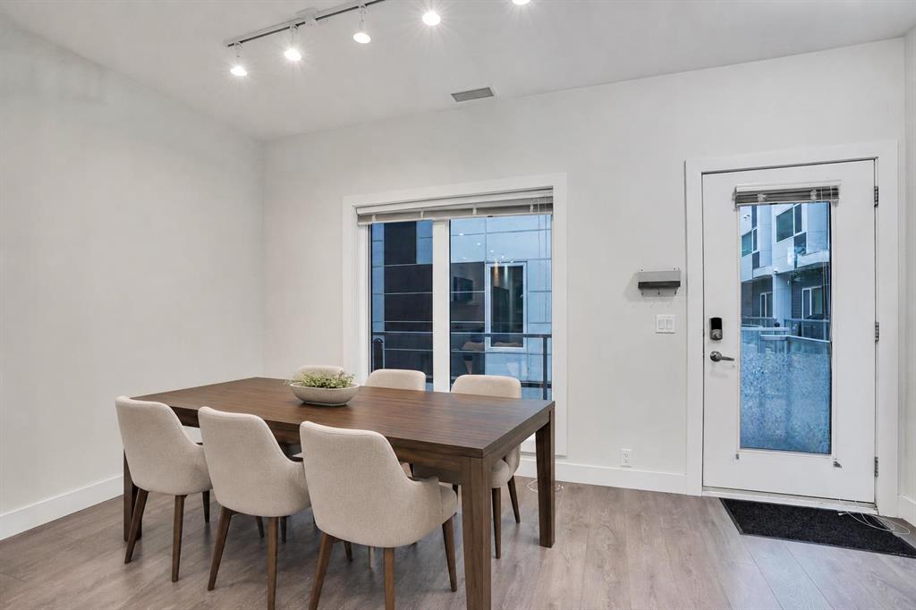 Picture of 207, 20 Brentwood Common NW, Calgary Real Estate Listing