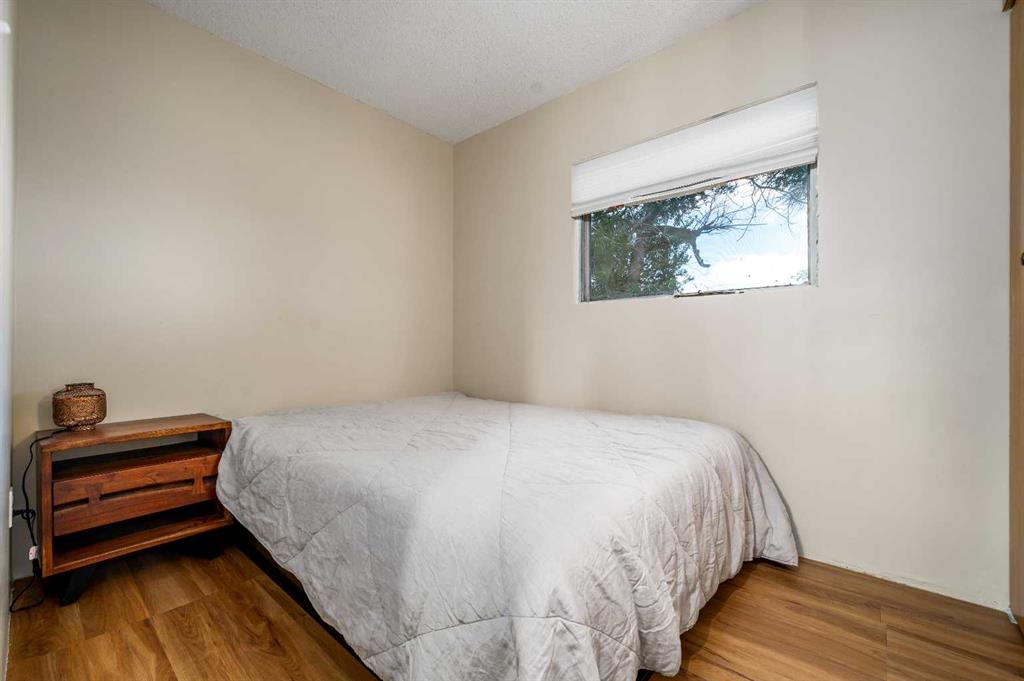 Picture of 1043, 6 Ave  , Empress Real Estate Listing