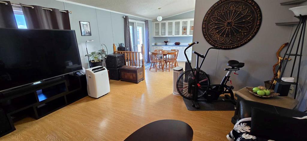 Picture of 517 9 Street , Fox Creek Real Estate Listing