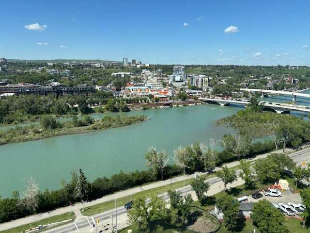 Picture of 1701, 1108 6 Avenue SW, Calgary Real Estate Listing