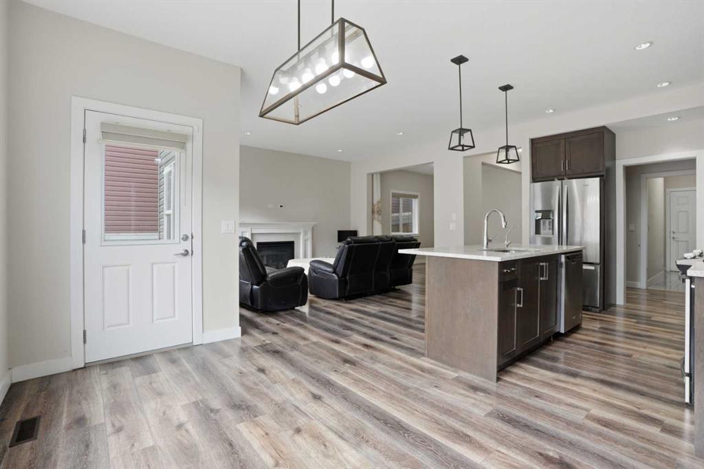 Picture of 93 Saddlestone Place NE, Calgary Real Estate Listing