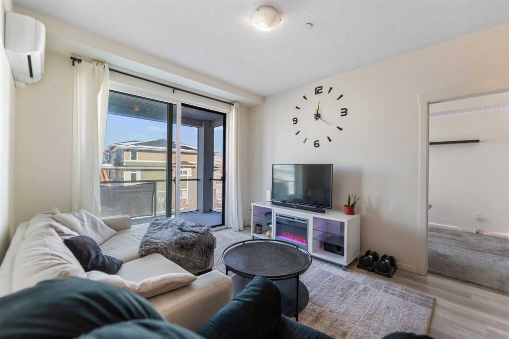 Picture of 4215, 15 Sage Meadows Landing NW, Calgary Real Estate Listing