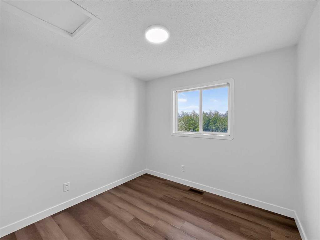Picture of 9222 115 Avenue , Grande Prairie Real Estate Listing