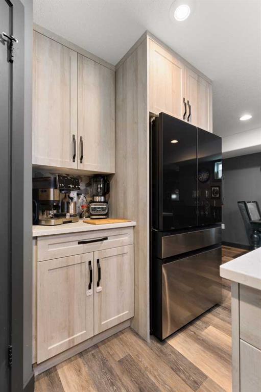 Picture of 4929 Southlands Drive SE, Medicine Hat Real Estate Listing