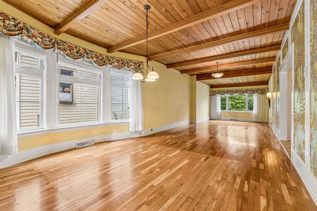 Picture of 3217 Elbow Drive SW, Calgary Real Estate Listing