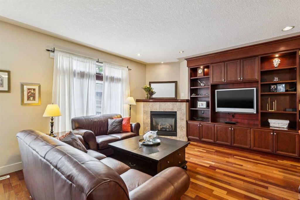 Picture of 446 18 Avenue NE, Calgary Real Estate Listing