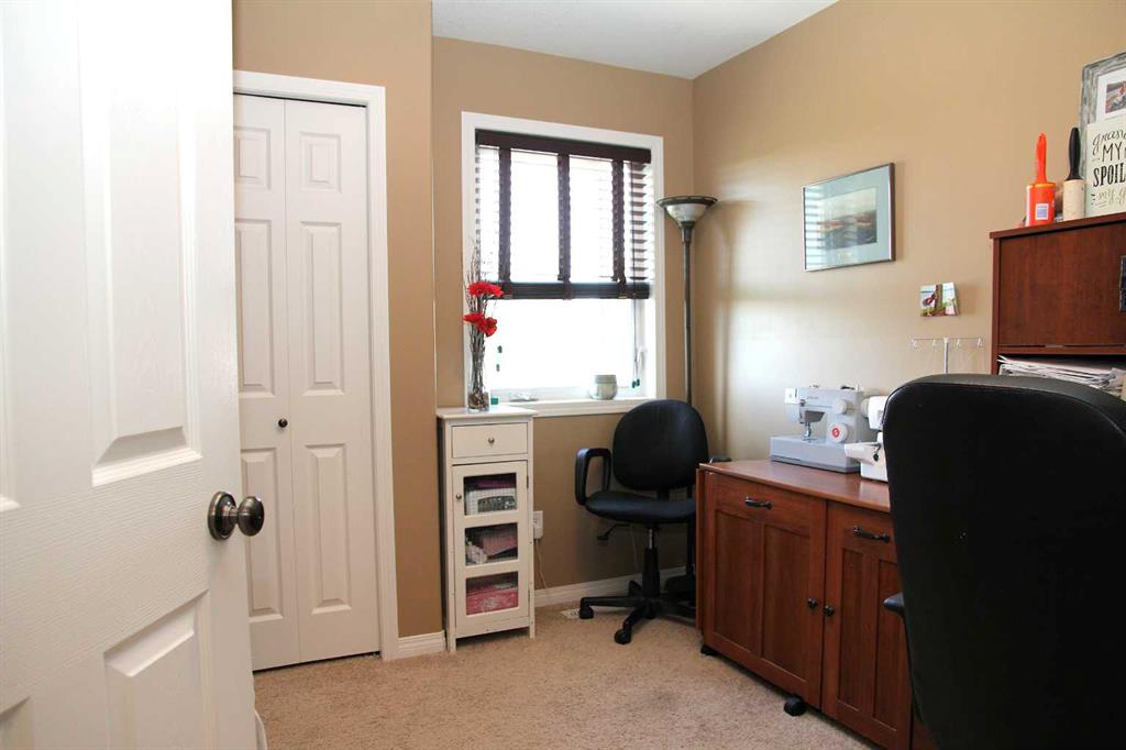 Picture of 503 Birch Drive , Maidstone Real Estate Listing