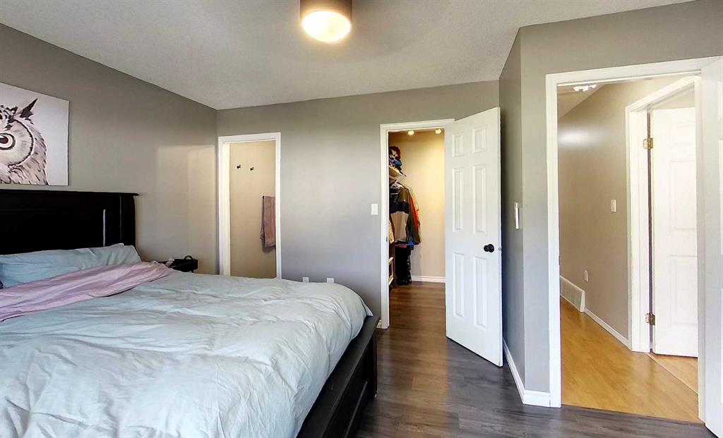 Picture of 5804 12 AVE  , Edson Real Estate Listing