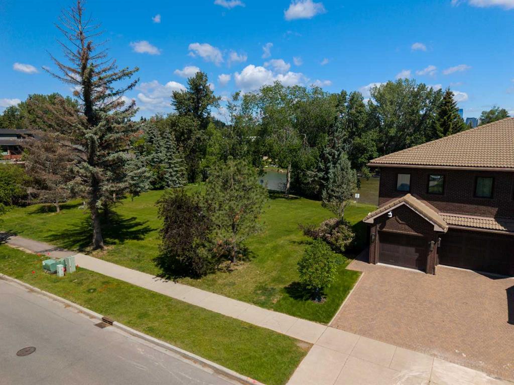 Picture of 640 Riverdale Avenue SW, Calgary Real Estate Listing