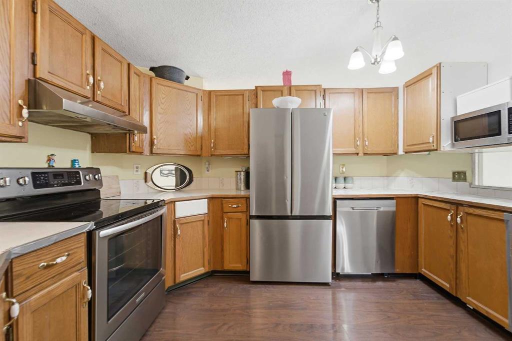 Picture of 96 Falshire Close NE, Calgary Real Estate Listing