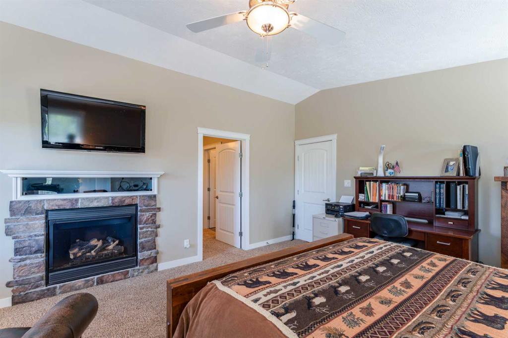 Picture of 48 7th Avenue E, Cardston Real Estate Listing
