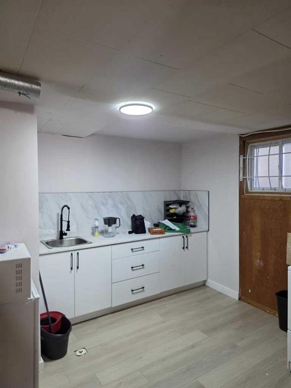 Picture of 4308 2 Street NW, Calgary Real Estate Listing