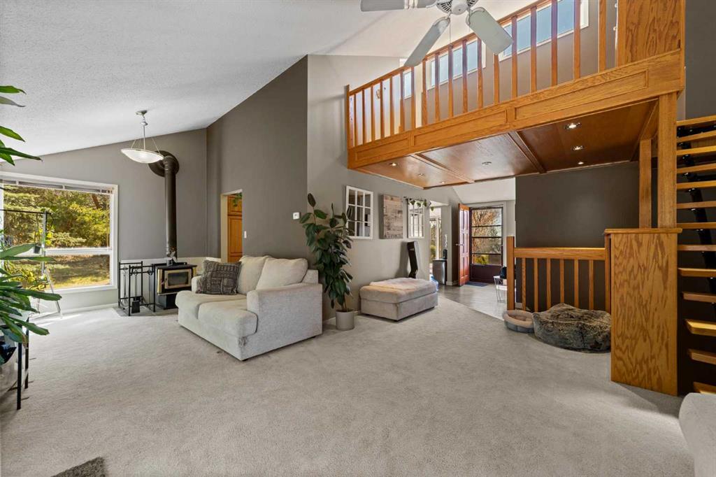 Picture of 44402 Range Road 125  , Rural Flagstaff County Real Estate Listing