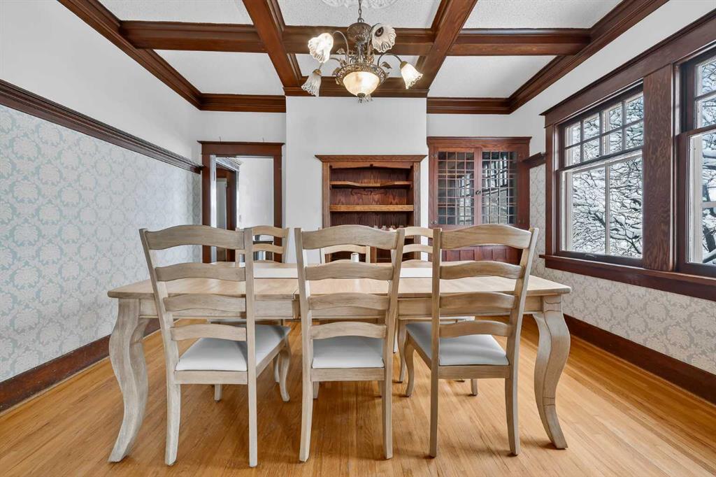 Picture of 2713 9 Avenue SE, Calgary Real Estate Listing