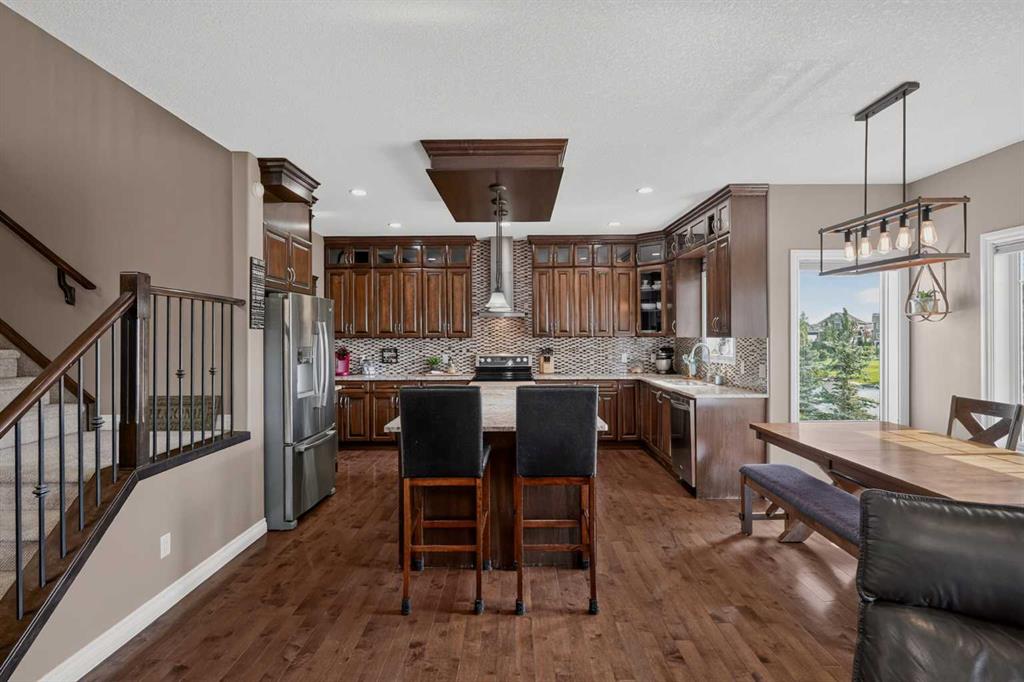 Picture of 1798 Baywater Street SW, Airdrie Real Estate Listing