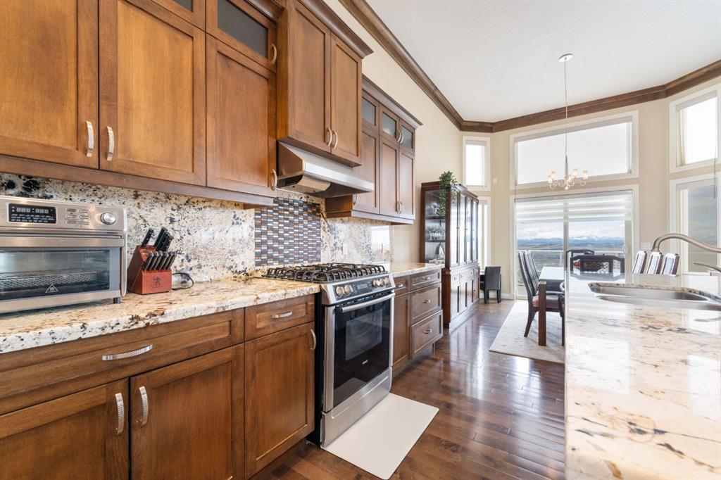 Picture of 194 Gleneagles Estates Lane , Cochrane Real Estate Listing