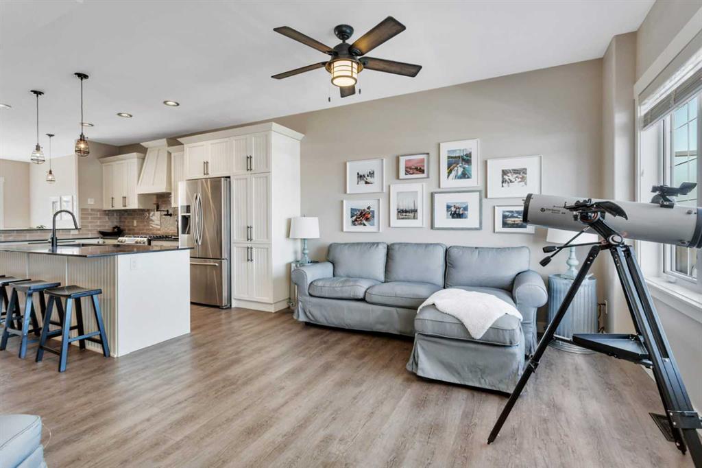 Picture of 124, 5210 Lakeshore Drive , Sylvan Lake Real Estate Listing