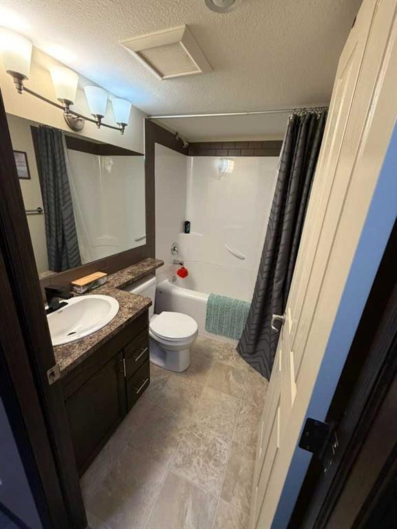 Picture of 60 Chinook Street , Blackfalds Real Estate Listing