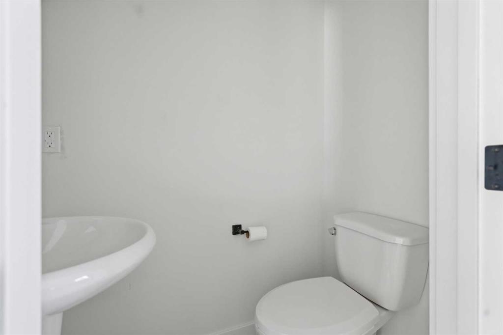 Picture of 58 Taraglen Road NE, Calgary Real Estate Listing