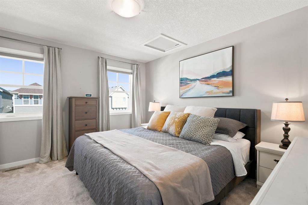 Picture of 85 Masters Street SE, Calgary Real Estate Listing