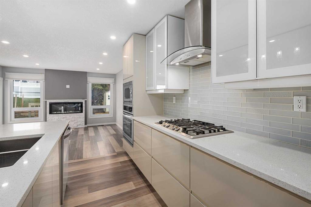 Picture of 51 Woodmont Road SW, Calgary Real Estate Listing