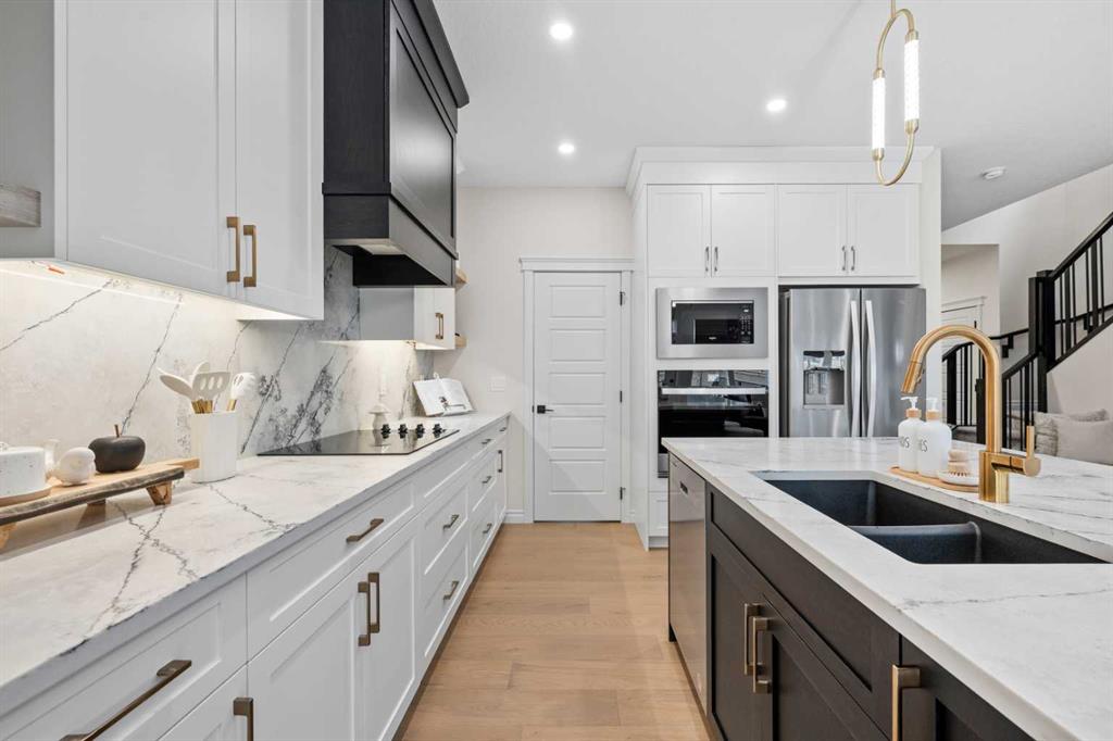 Picture of 177 Mitchell Road NW, Calgary Real Estate Listing
