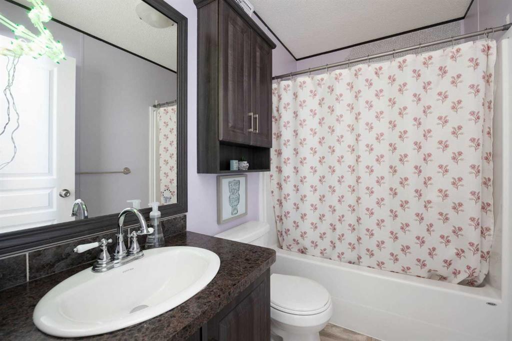 Picture of 160 Grenada Place , Fort McMurray Real Estate Listing