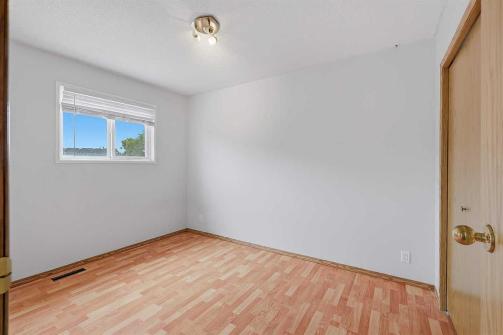 Picture of 196 Northey Avenue , Red Deer Real Estate Listing