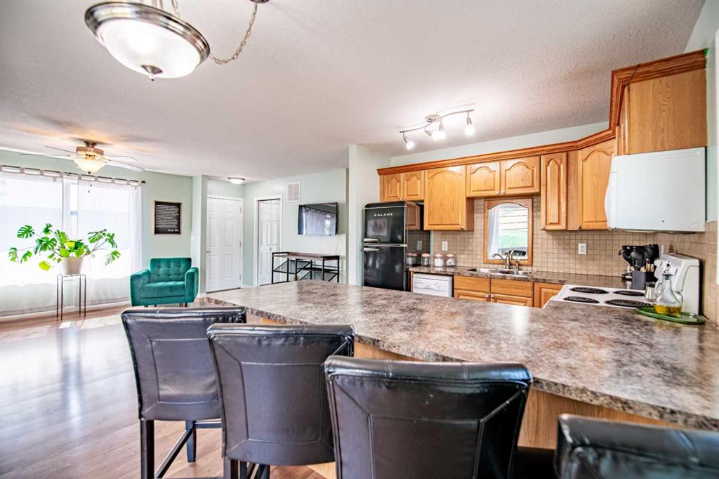 Picture of 1018, 25054 South Pine Lake Road , Rural Red Deer County Real Estate Listing