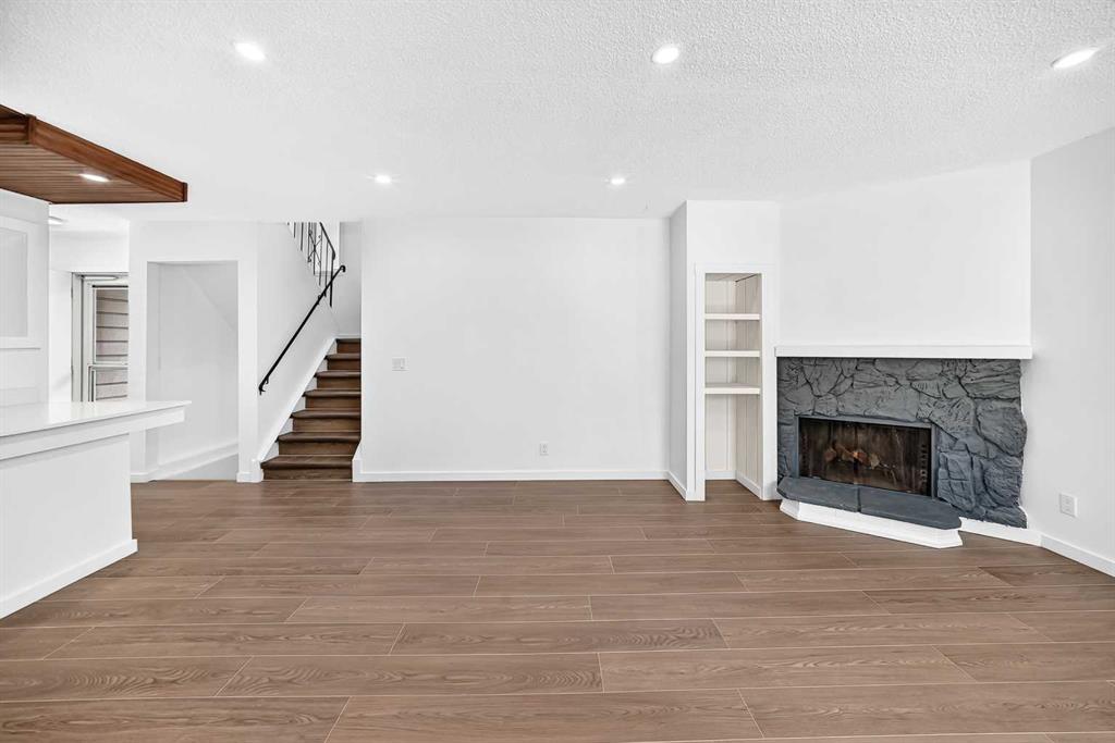 Picture of 205, 829 Coach Bluff Crescent SW, Calgary Real Estate Listing