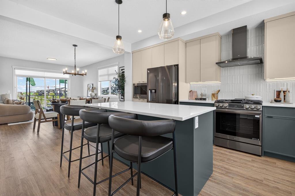 Picture of 703, 30 Creekside Villas SW, Calgary Real Estate Listing